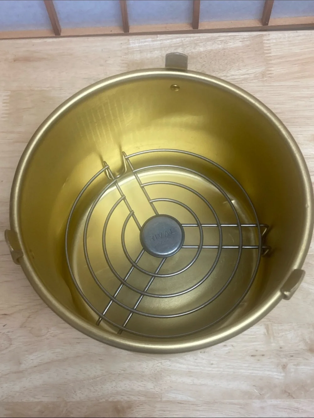VTG 70s Rival Crock-Pot Bread 'N Cake Bake Pan & Trivet Rack Gold
